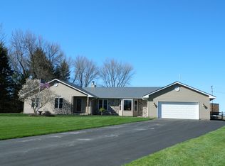 4S238 Wiltshire Ln, Sugar Grove, IL 60554