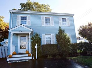 77 W Main Rd, Middletown, RI 02842