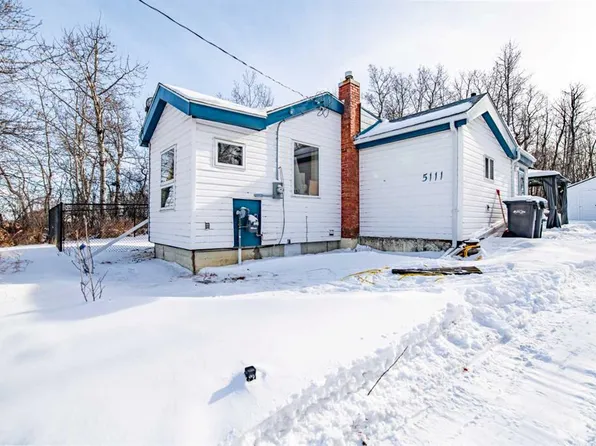 5111 S 47th Ave, Sylvan Lake, AB T4S 1G9
