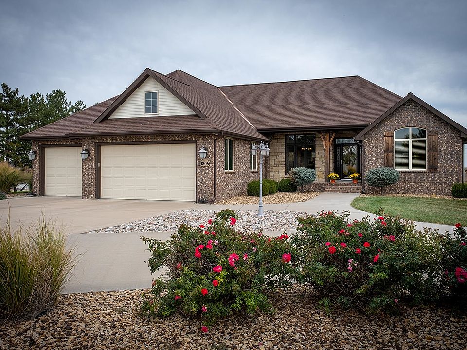 1805 Spruce St, Ellis, KS 67637 Zillow