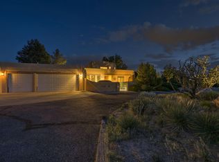 1114 San Rafael Ave NE, Albuquerque, NM 87122