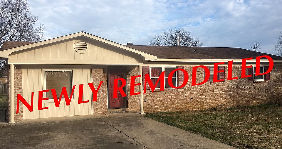 1st image of 504 Blake Cir