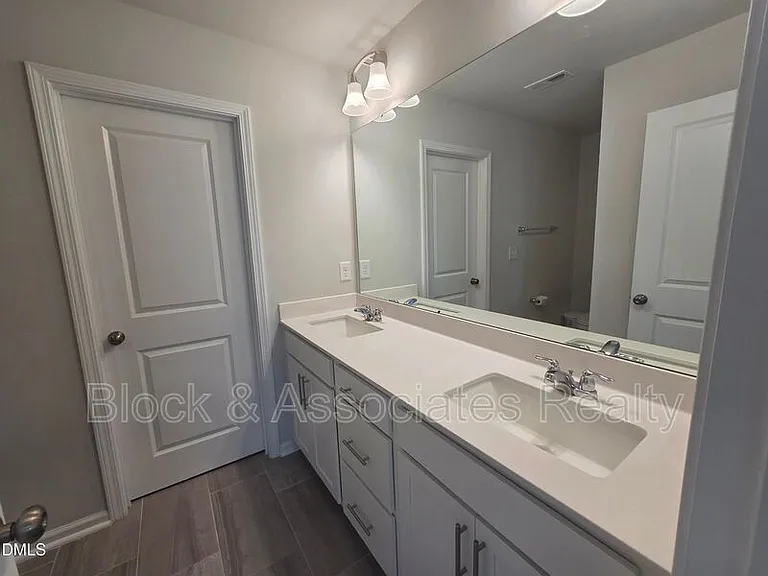 451 Carolina Springs Blvd — Photo 18