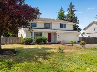 8711 Schuetz Ln SW, Olympia, WA 98512