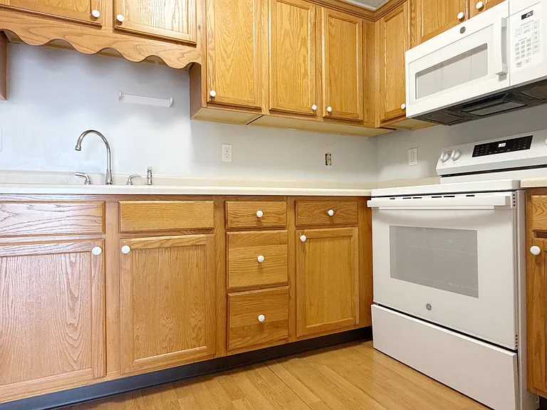 1713 N Spring St #5 — Photo 17