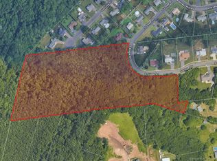 Slope South Drive, Berlin, CT 06037