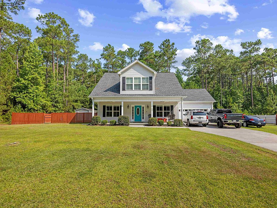 1st image of 792 Roberts Rd.