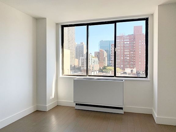 5th image of 200 E 33rd St APT 9C