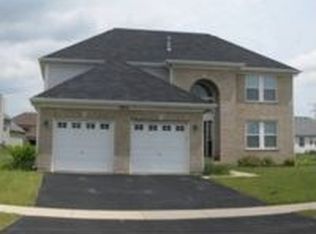 1952 W Ashbrooke Rd, Romeoville, IL 60446