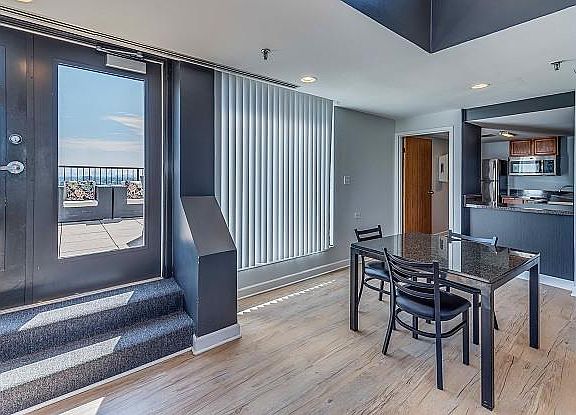 4th image of 106 Forest Pl #1