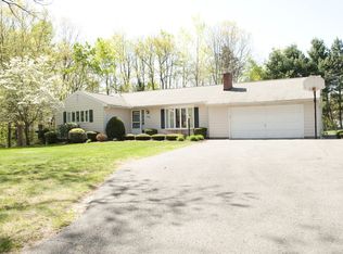 603 Wolf Swamp Rd, Longmeadow, MA 01106