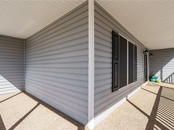 5th image of 1006 Rockbasket Ln