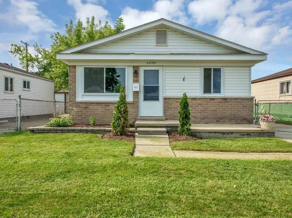 20190 Vermander Ave, Clinton Township, MI 48035