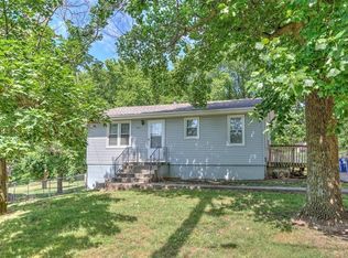 422 S Titus Ave, Excelsior Springs, MO 64024