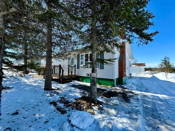 13 Preston Place, Grand Falls-Windsor, NL A2B1A4