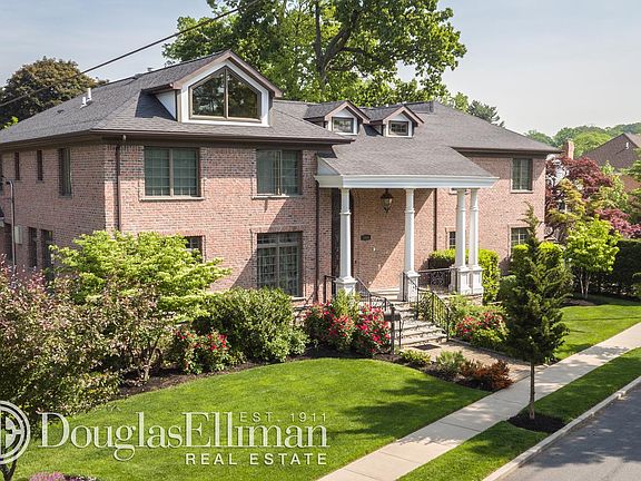 2nd image of 24505 Rushmore Ave