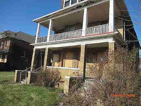4042 Whitney