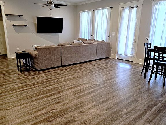 5th image of 1132 Hilma St