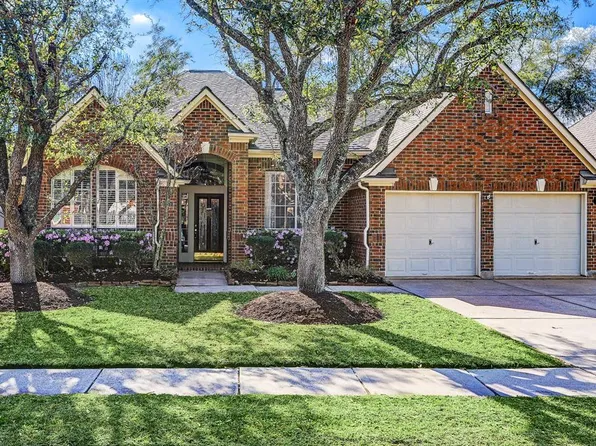 13610 Hidden Dell Ct, Houston, TX 77059