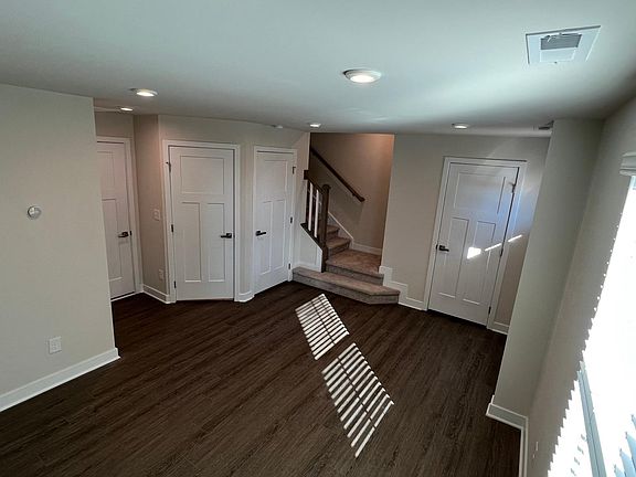 4th image of 9108 Mallard Dr