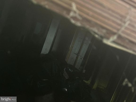 4th image of 28 Girard St NE