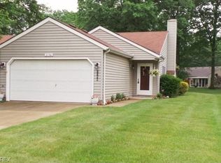 2156 Candlewood Dr, Avon, OH