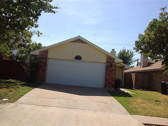 3rd image of 736 Santiago Dr