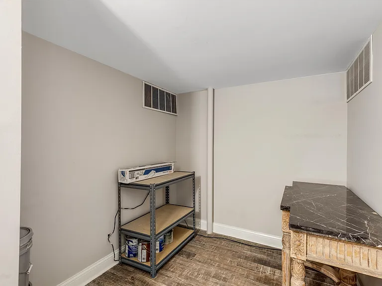 1113 N Old Woodward Ave #78 — Photo 37