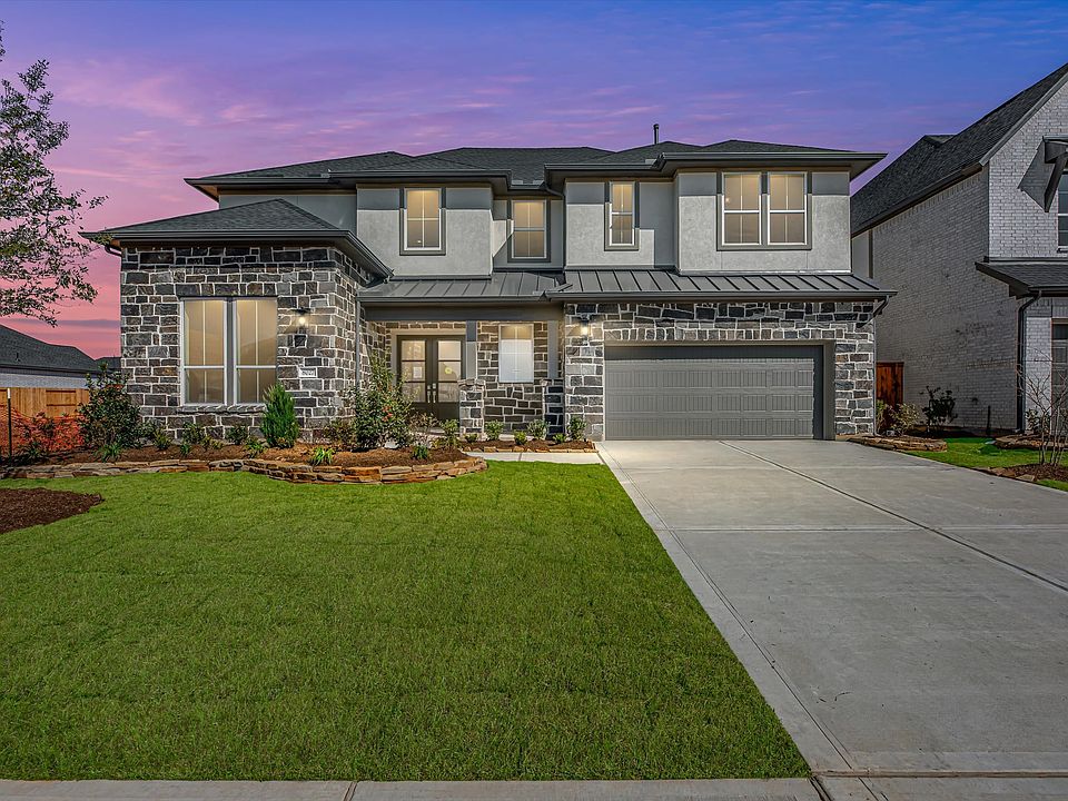 8027 Sunny Ridge Drive