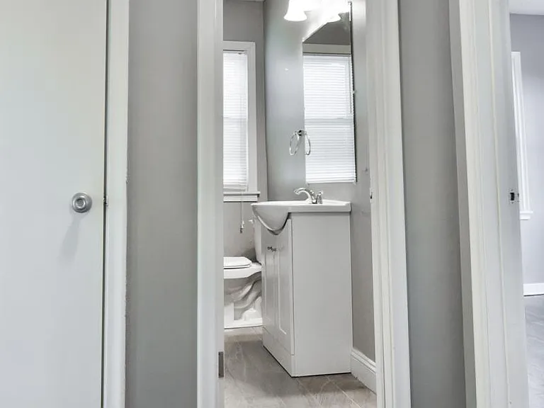 4817 S 48th St — Photo 10