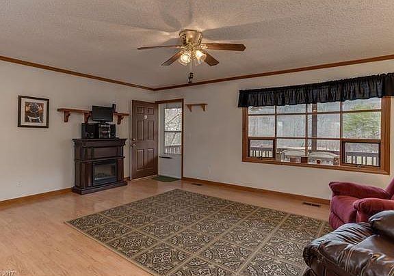2nd image of 107 Casual Corner Ln