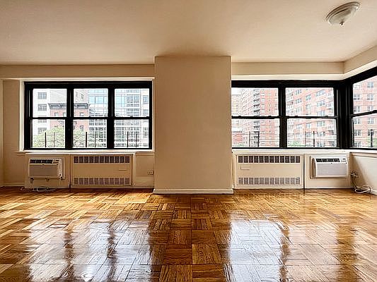 1st image of 399 E 72nd St APT 4E