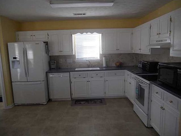 1st image of 6912 Oak Side Dr