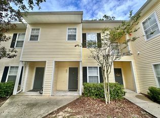 4406 NW 49th St APT 105, Gainesville, FL 32606