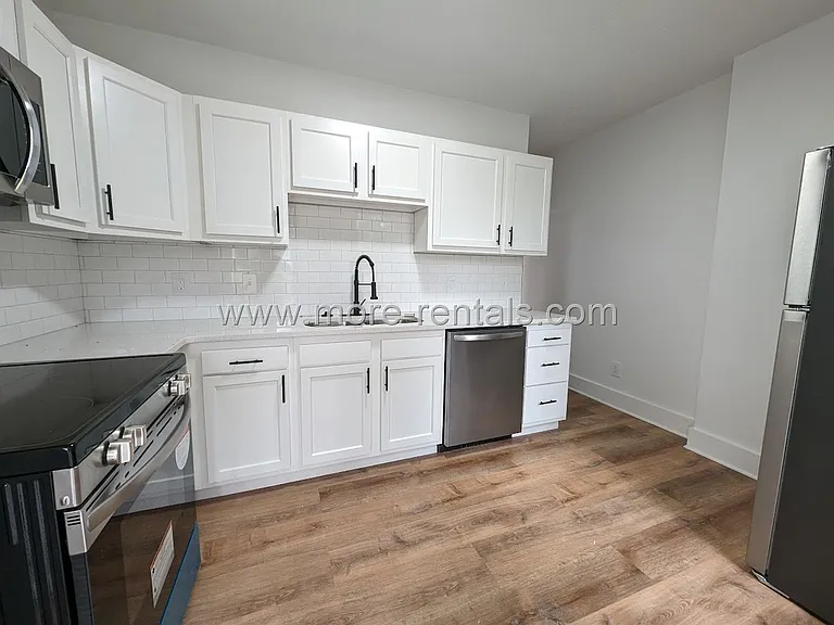 1237-1239 Atcheson St — Photo 11