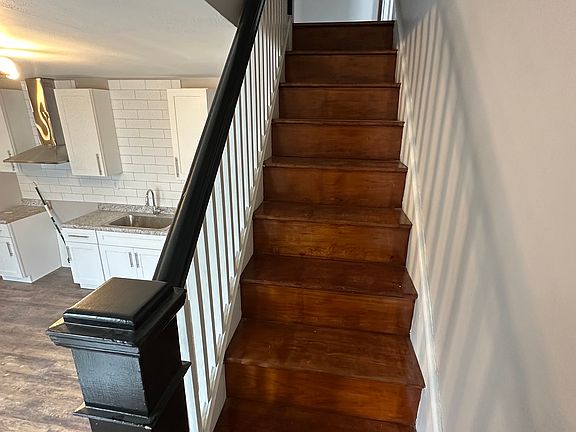 3rd image of 1636 Locust St