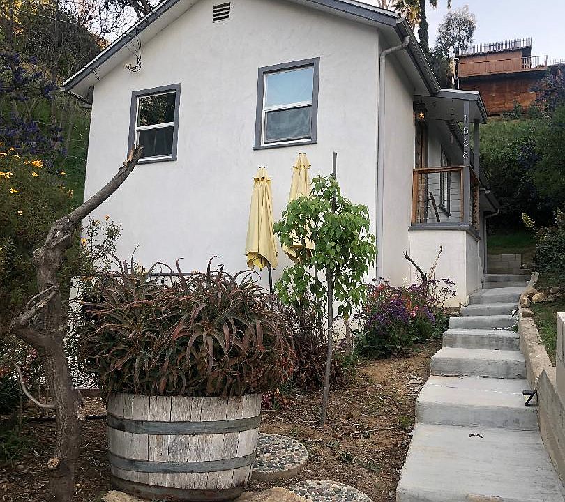 1st image of 1868 N Avenue 56