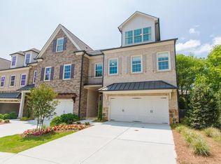 3910 Cliffmont Cir, Marietta, GA 30068
