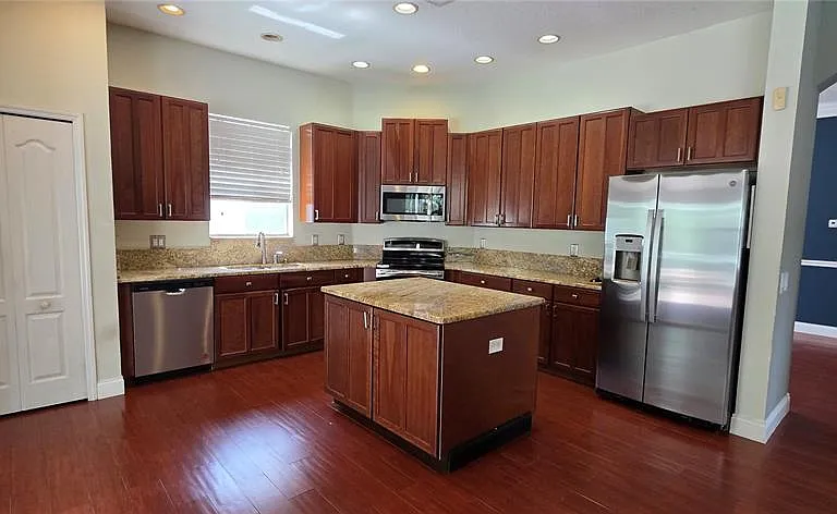 11609 Greensleeve Ave — Photo 19