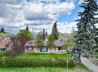 2110 NE 26th Ave SW, Calgary, AB T2T 1E6