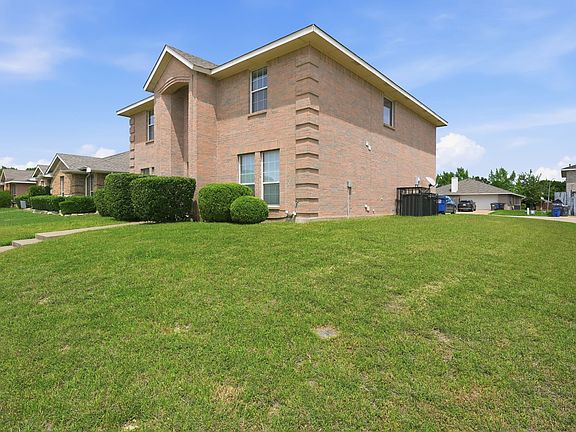 4th image of 1308 Arbordale Ct