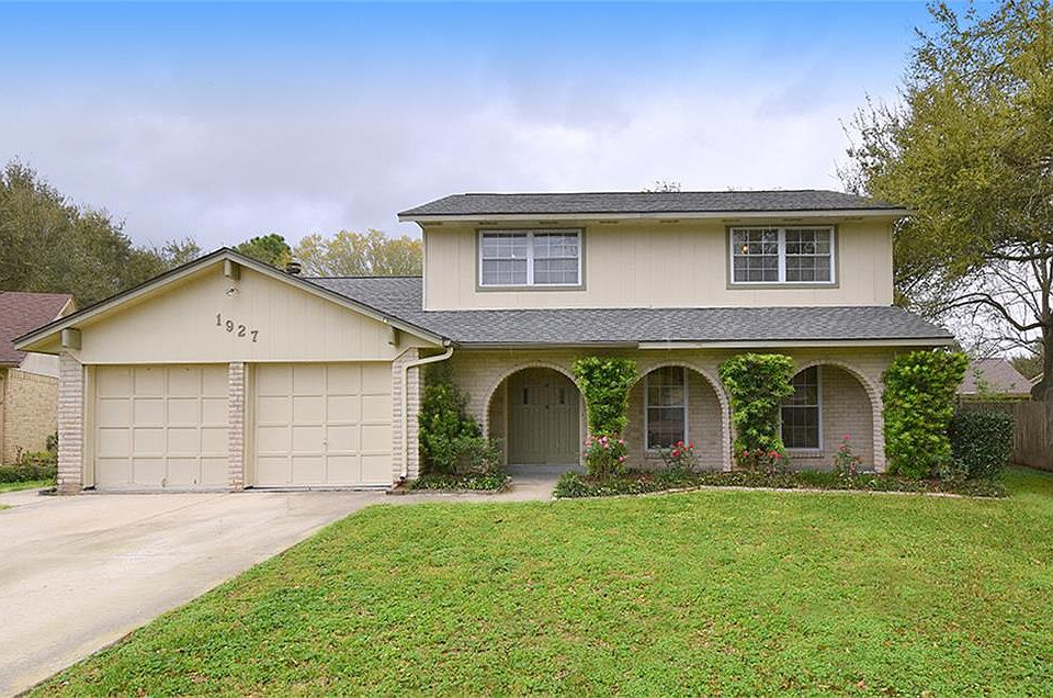 1st image of 1927 Pear Creek Cir