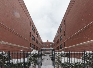 5748 N Winthrop Ave APT 203, Chicago, IL 60660