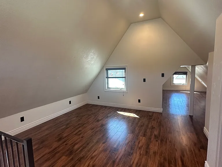 1517 Liberty St — Photo 20