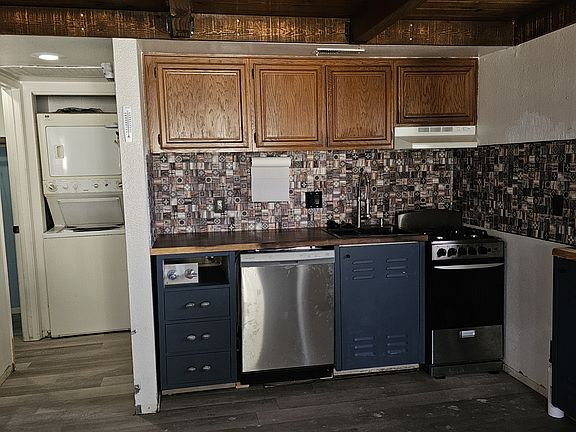 5th image of 2445 Sycamore Glen Dr APT 3