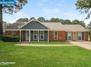 6975 Dunbarton Dr, Horn Lake, MS 38637