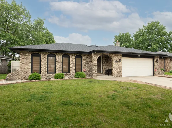 7737 Cashew Dr, Orland Park, IL 60462