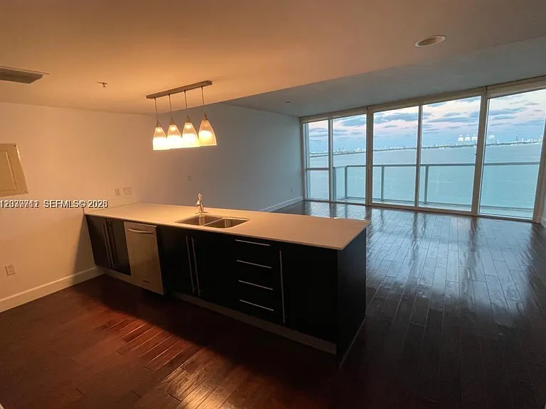 665 NE 25th St #1102 — Photo 3