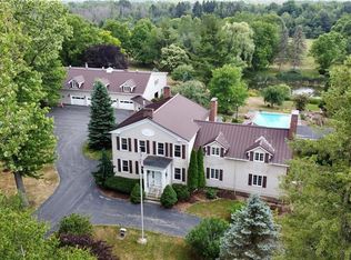 2867 Outlet Rd, Clifton Springs, NY 14432