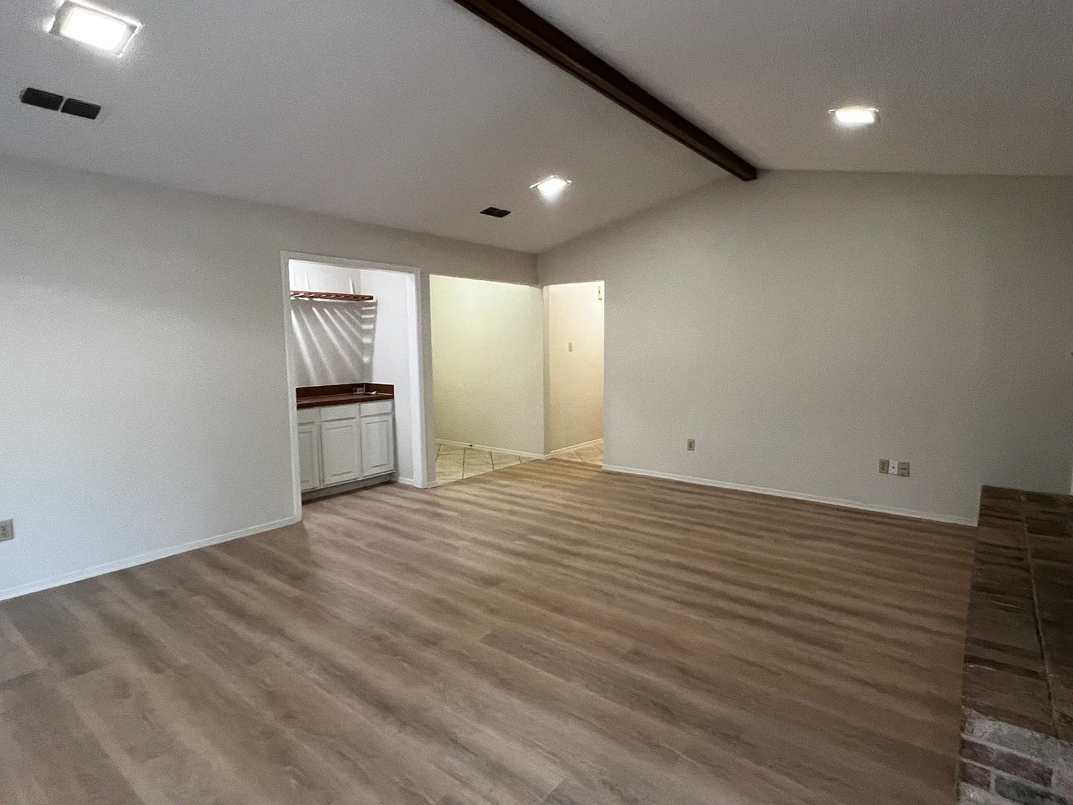 2114 Holt Rd — Photo 4